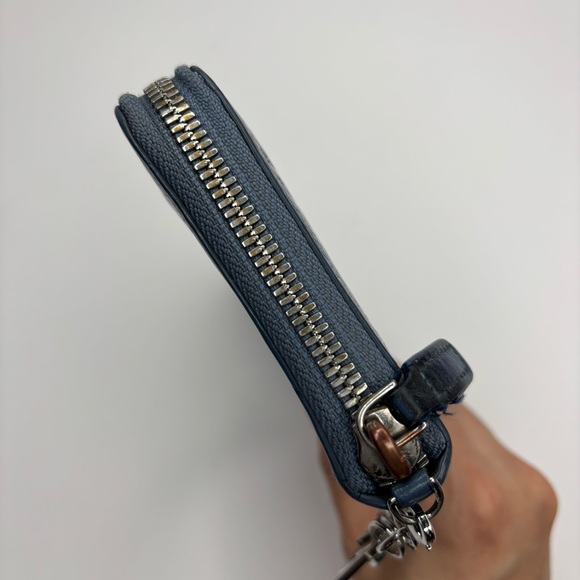 MCM Klara Leather Zip Wallet - Picture 4 of 12